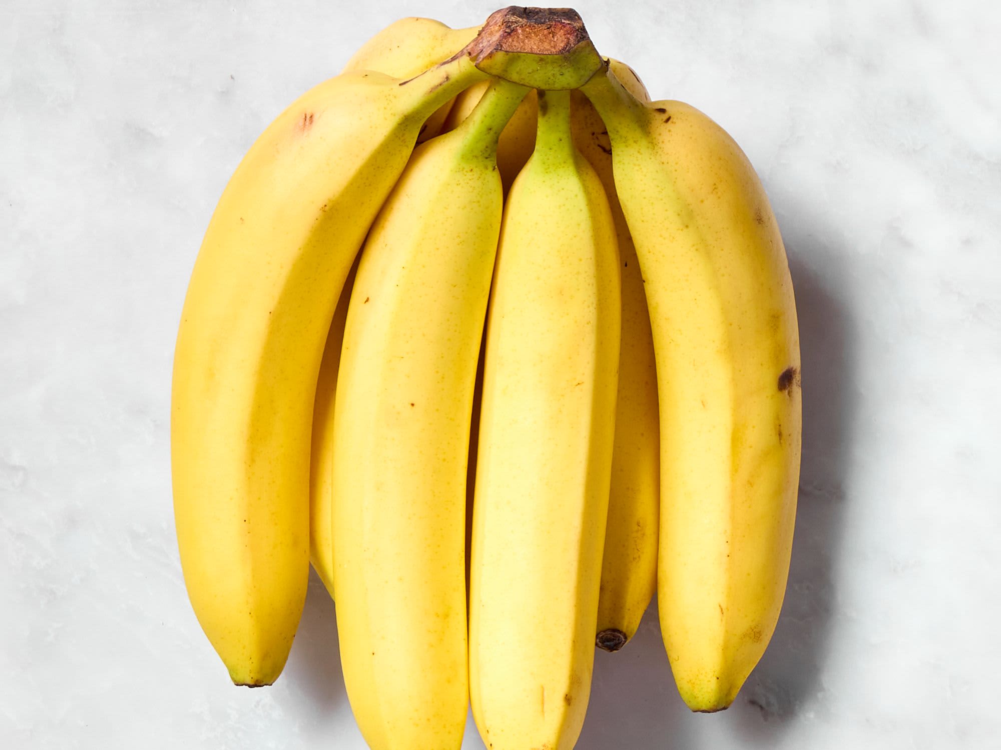 Store Bananas Like This So They Stay Fresh and Yellow for Way Longer