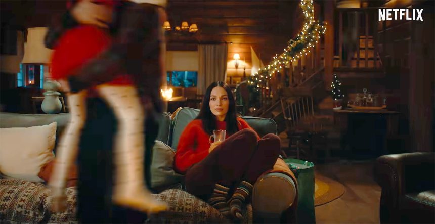 Maddie Ziegler in Time Loop RomCom ‘In a Holidaze’ Official Trailer