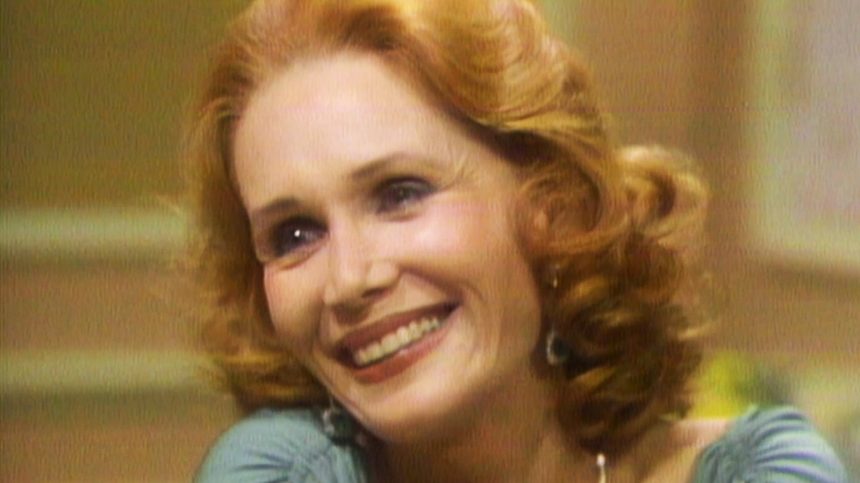 5 Emmy-Winning Sitcoms That We Don’t Talk About Anymore