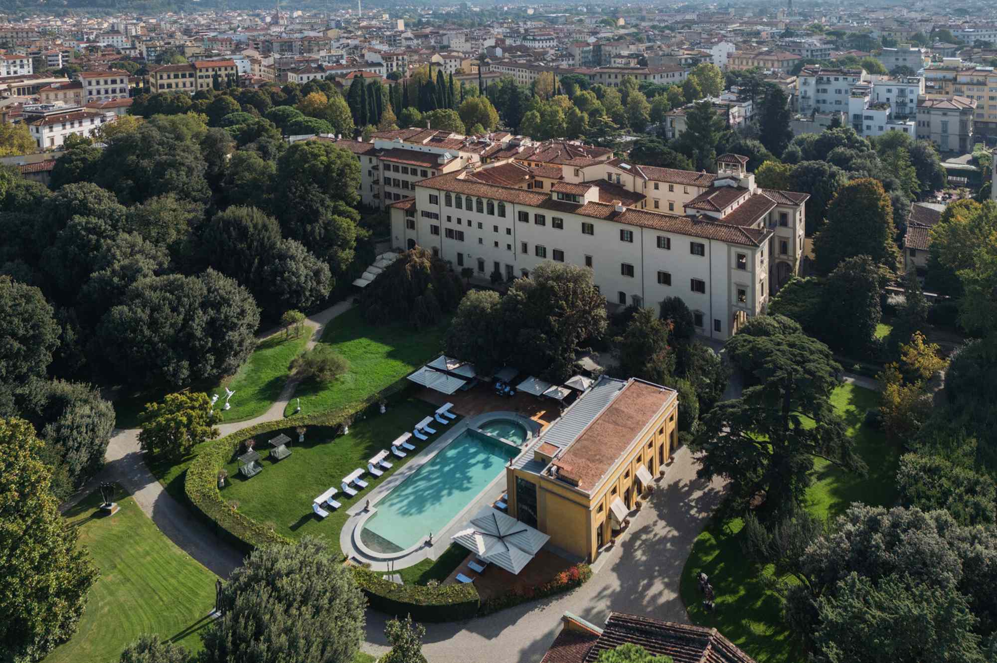 This Palace Hotel in Florence Is One of The Best in the City—With a Michelin-starred Restaurant, a Swimming Pool, and Opulent Suites