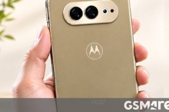 Motorola’s wide Razr Flex hits Geekbench with a surprising chipset