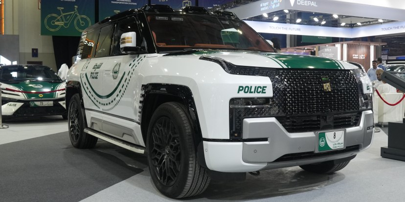 The floating 1,197-HP Yangwang U8 now patrols the streets of Dubai