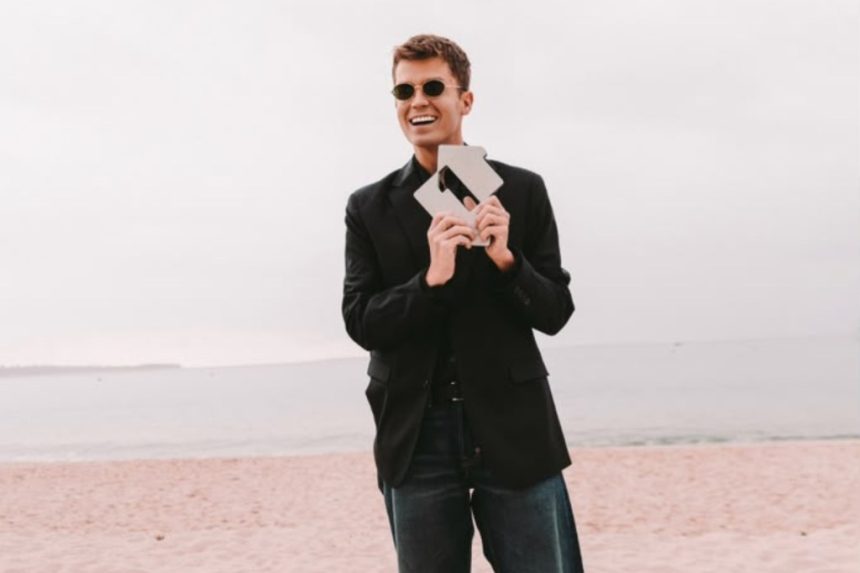 Jamie Miller Becomes First Male Solo Welsh Artist to Top U.K. Singles Chart in 41 Years With ‘Babydoll’