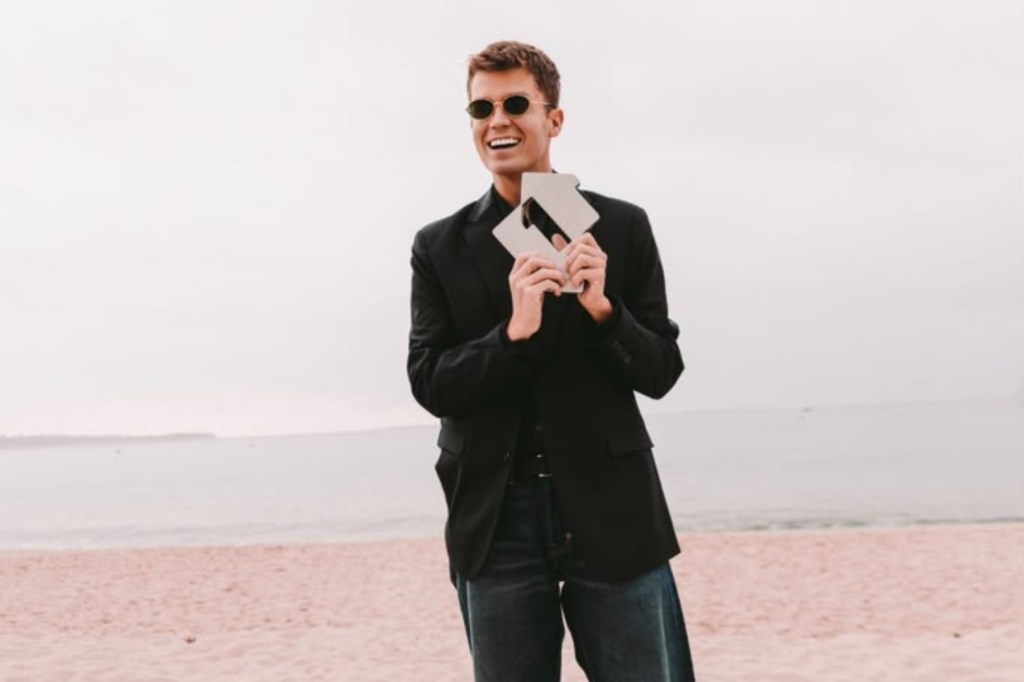 Jamie Miller Becomes First Male Solo Welsh Artist to Top U.K. Singles Chart in 41 Years With ‘Babydoll’