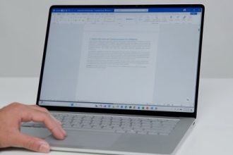 Your Windows touchpad is about to make scrolling long pages way less tiring