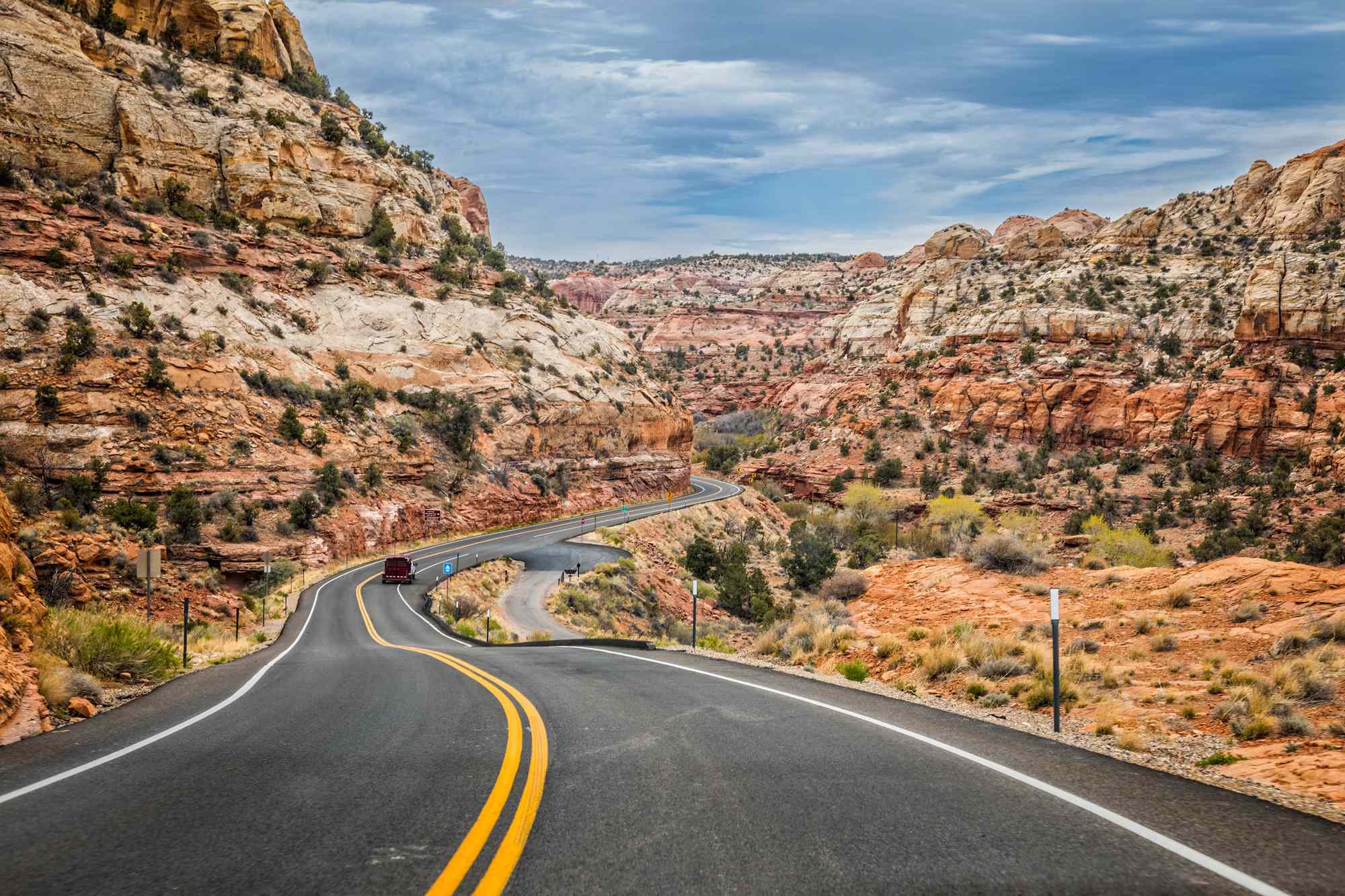 This 122-mile Scenic Drive in Utah Connects 2 National Parks—Passing Red Rock Canyons and Charming Small Towns