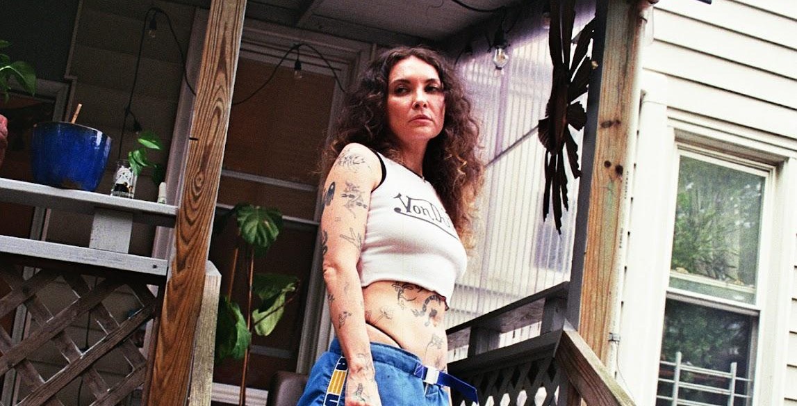 Fielded is obsessed with scammers and unhinged Japanese cyberpunk