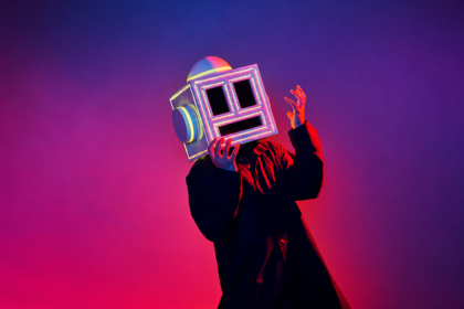TLUXX, MEETCH & Carly Lind Bring the Rumble With ‘Thunder’