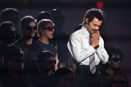 Harry Styles Quietly Reveals He’s Releasing a New Music Video for a Fan-Favorite Song