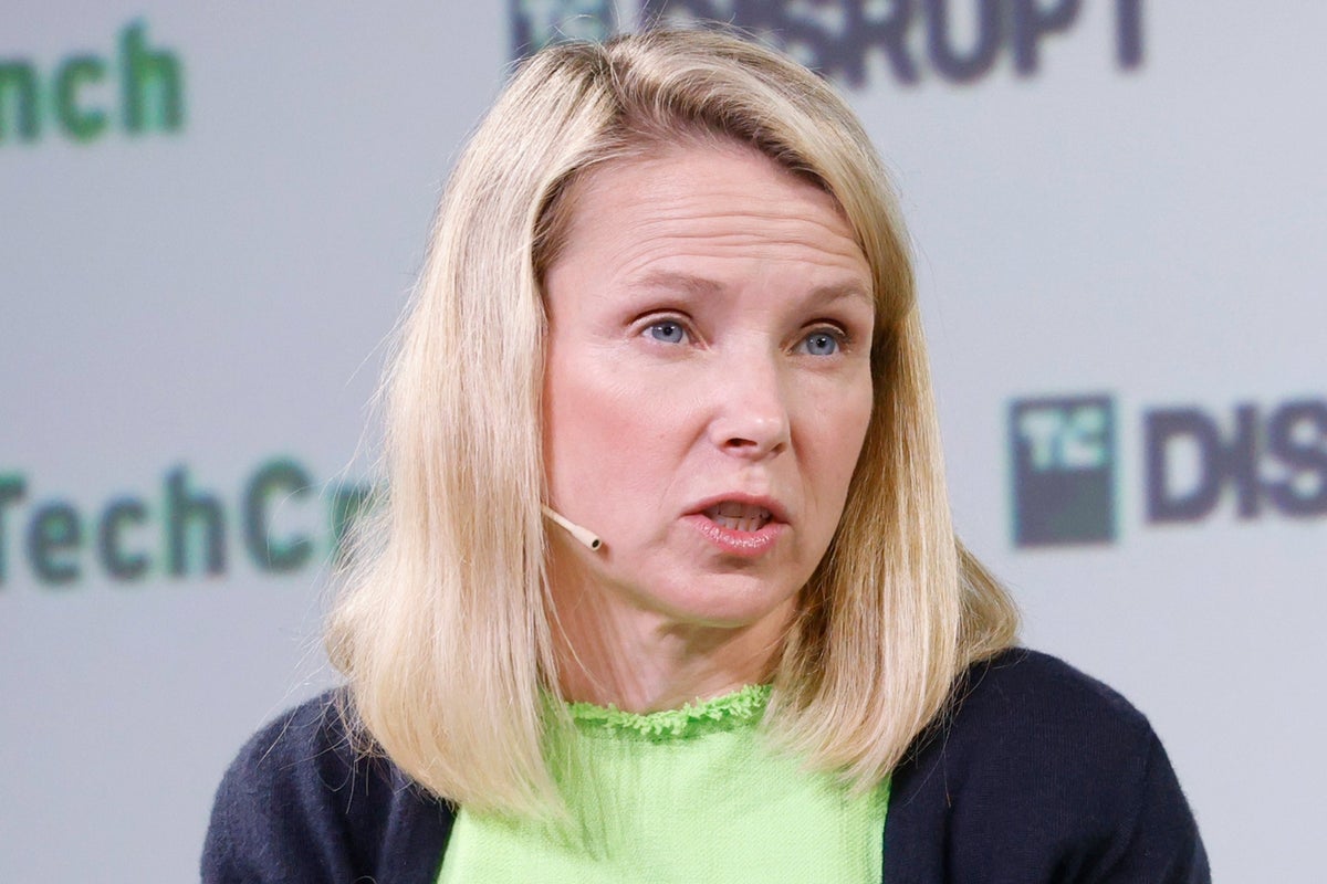 Former Yahoo CEO responds to backlash after she used AI to generate compliments about her daughter