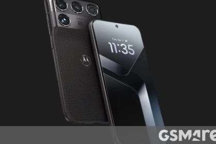 Motorola Signature 27 and Razr Flex show up at a European retailer with prices