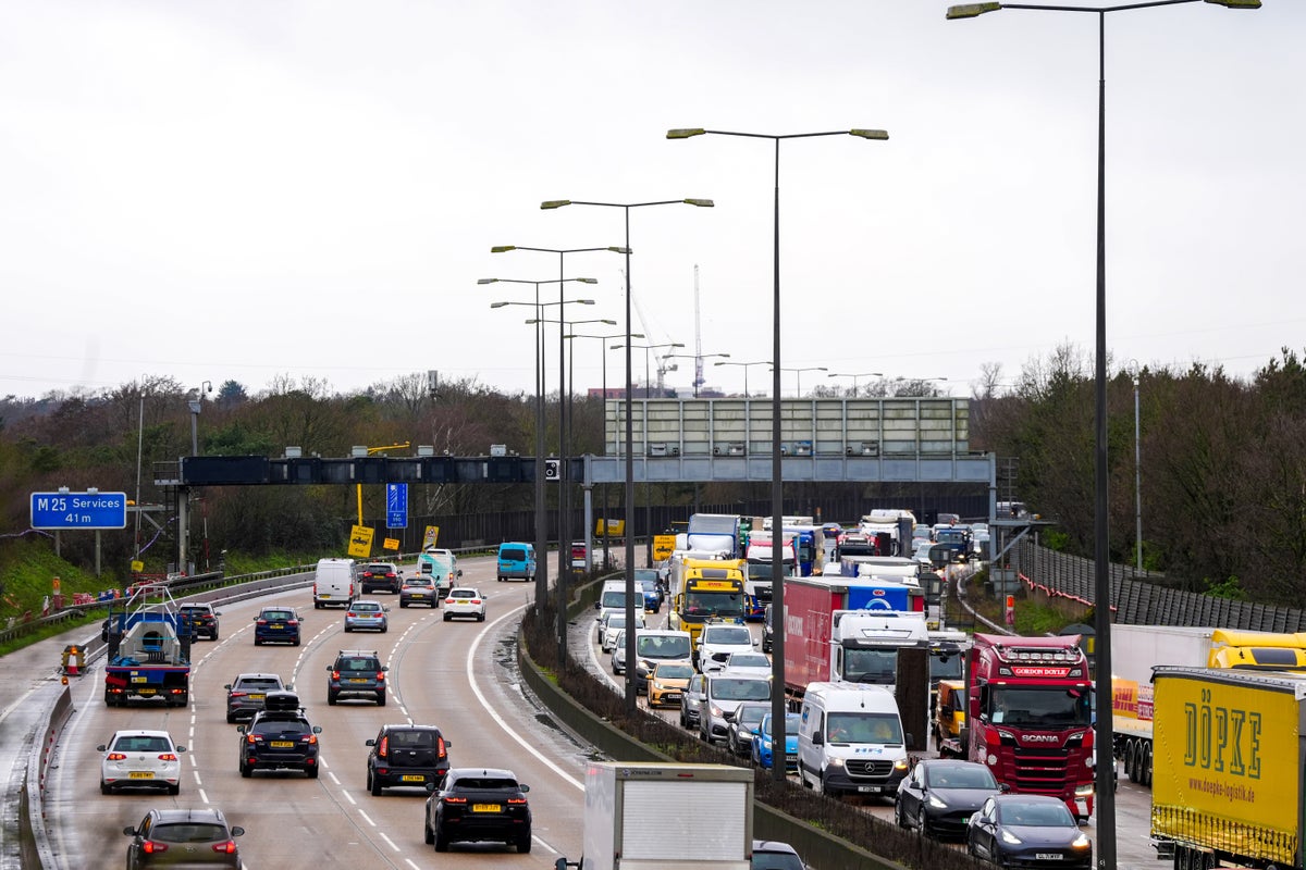 M25’s worst traffic hotspots revealed as motorway turns 40